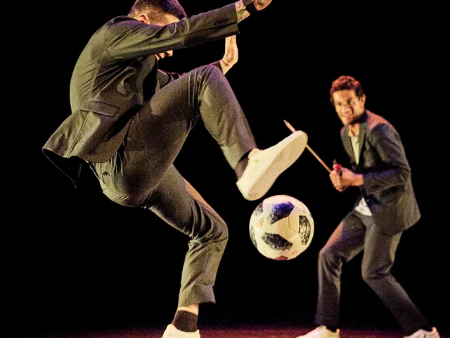Up - spectacle de DANSE/FOOTFREESTYLE avec Fouad Boussouf