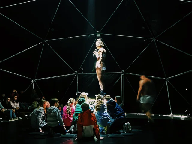 Mentir lo minimo - spectacle circassien en novembre à Mende