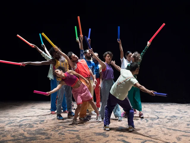 Akzak - spectacle de danse par Héla Fattoumi & Éric Lamoureux